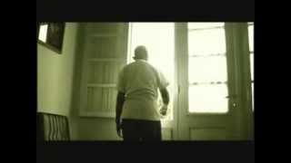 Download lagu D'Kross Malang Ke Bulan video clip original mp3