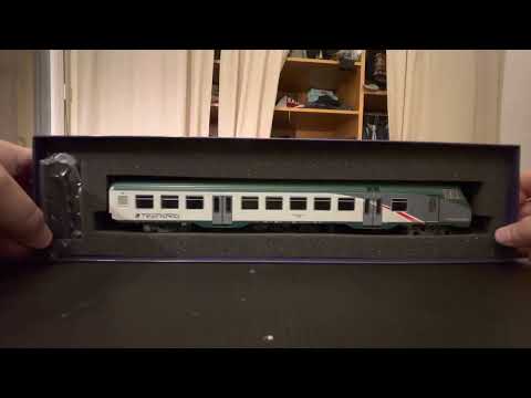 Unboxing Vitrains Carrozza SemiPilota Trenord (Mazzinga) Cod.3261