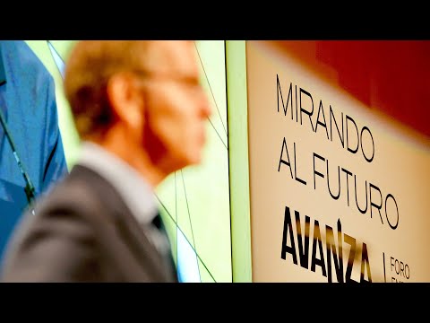 Alberto Núñez Feijóo, pronuncia la conferencia inaugural de la segunda edición de AVANZA – Foro de Empresa Familiar de la Región de Murcia.