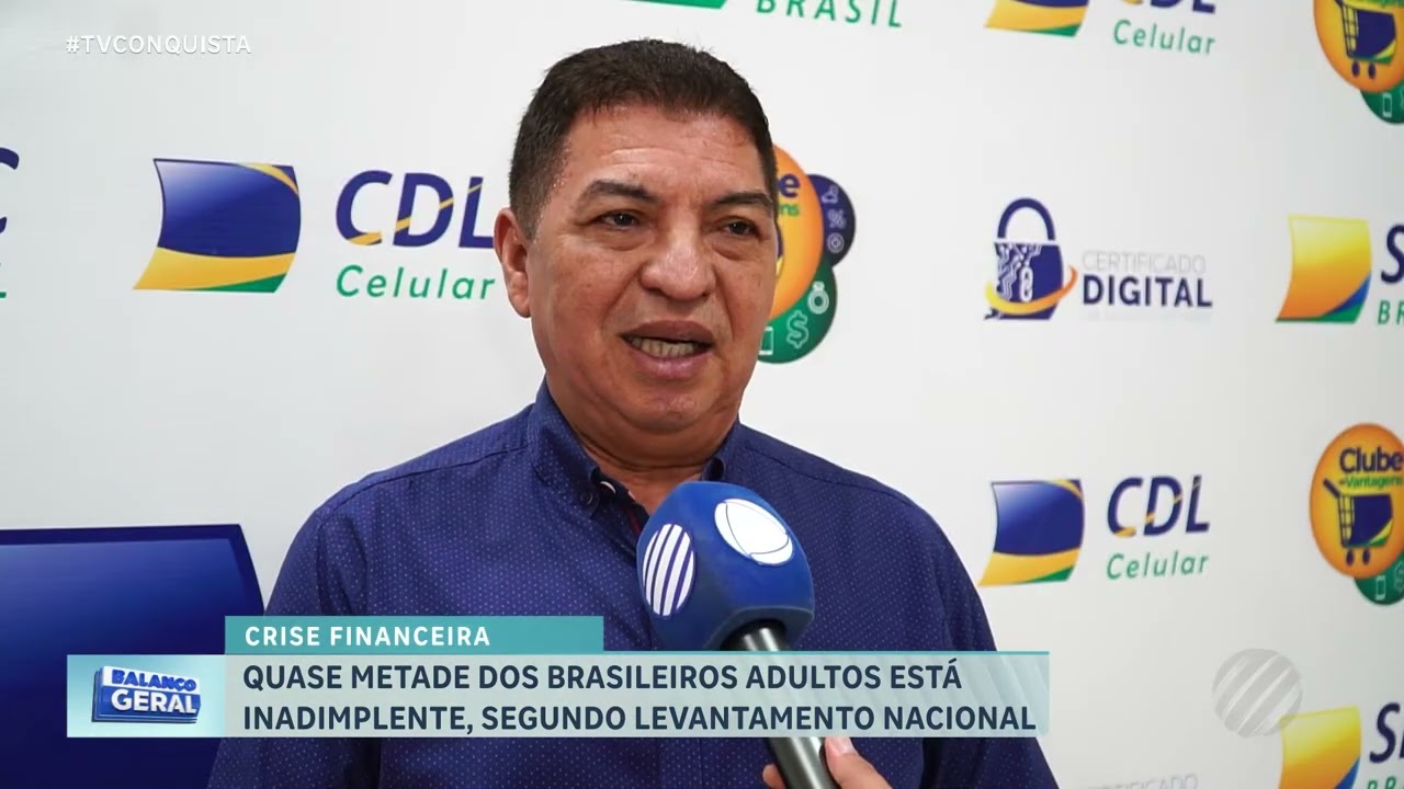 Inadimplência cresce no Brasil e já atinge 44,7% da população adulta