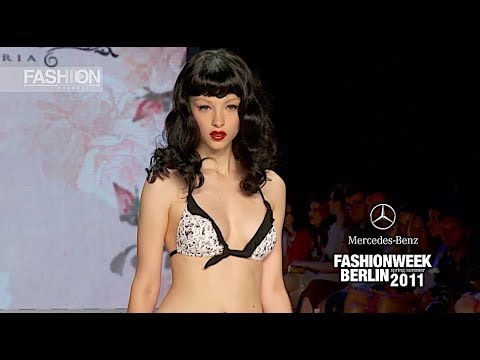 LENA HOSCHEK Spring Summer 2011 Berlin - Fashion Channel