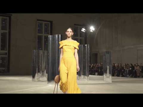 MALAIKARAISS DÉFILÉ AUTUMN WINTER 2017 2018