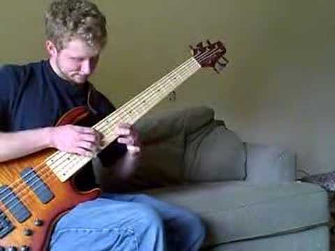 6 String Bass Tapping Arpeggios