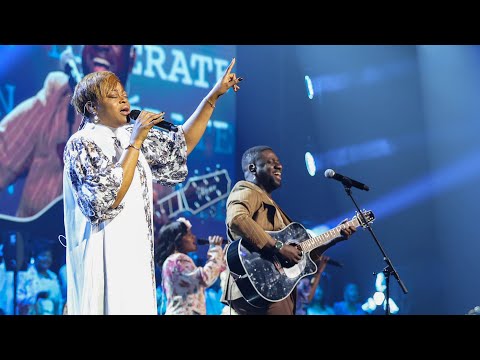 🎶 PUISSANT SAUVEUR / ALPHA OMÉGA / TOUCHÉ /JE CRIE À TOI | ATHOMS & NADÈGE MBUMA