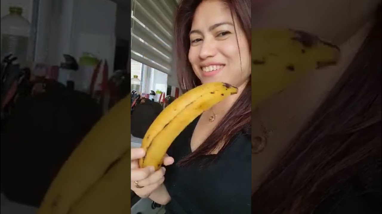 #asmr eating banana ?🍌 😂 l Ganito ba kahaba at ka sherep saging mo?