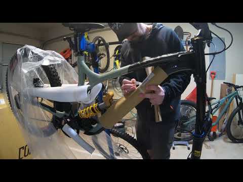 2021 Commencal Supreme DH 29/27 Mullet Unboxing