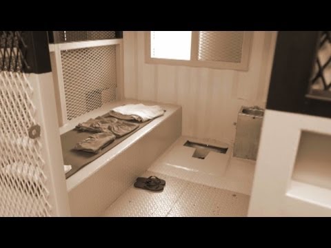 Outside the Law: Stories from Guantanamo (Trailer)