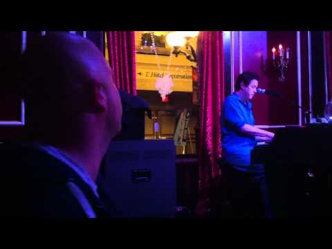 Midnight train to Georgia, Vegas Show