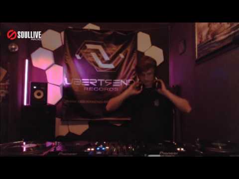 Ubertrend Showcase - MAX SHREMPH (26.12.2016)