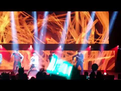 170319 SHINee World V Concert in Toronto - Ring Ding Ding and Lucifer