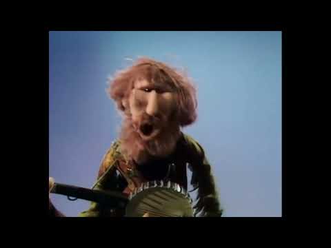 The Country Trio Delivers a Nostalgic Rendition of "To Morrow" | The Muppet Show Classic