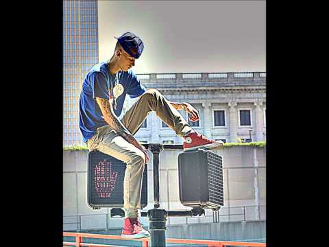 Fresh Up Out the Shower (feat. Tezo) - Machine Gun Kelly