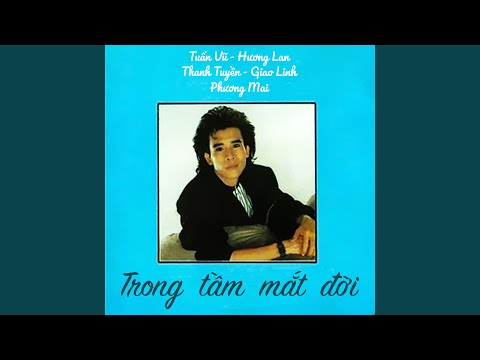 Thể hiện bởi Hương Lan