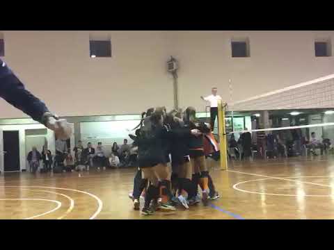 BRAVISSIME: LE RAGAZZE DI SECONDA DIVISIONE BATTONO LA CAPOLISTA