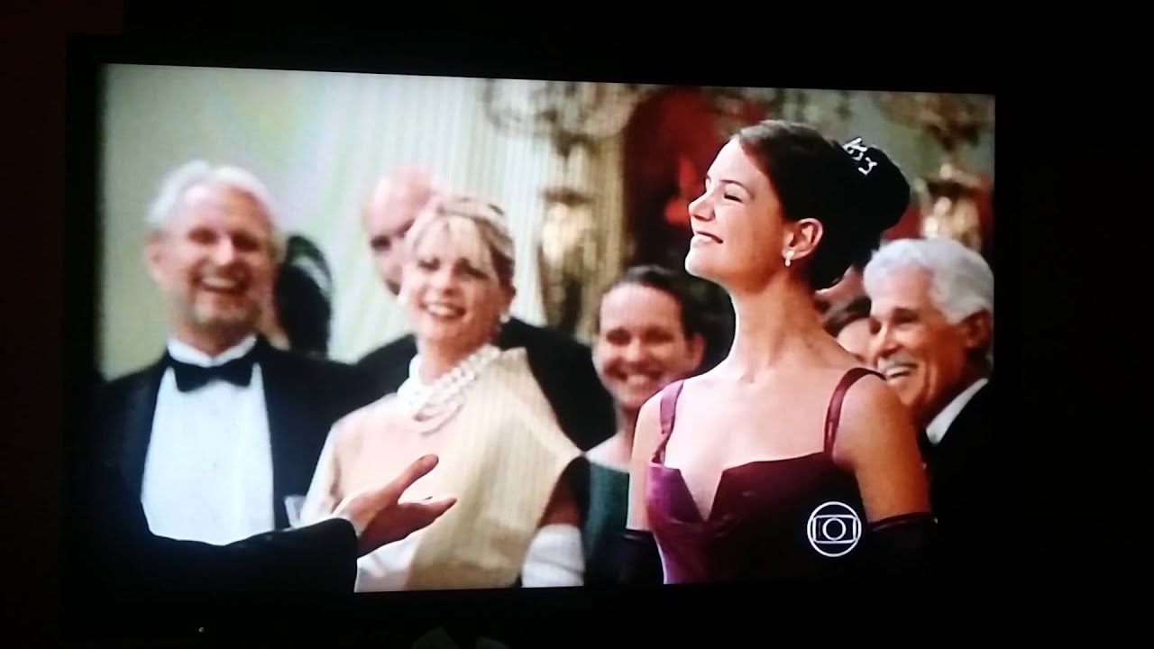 Filme a filha do presidente, dança final.