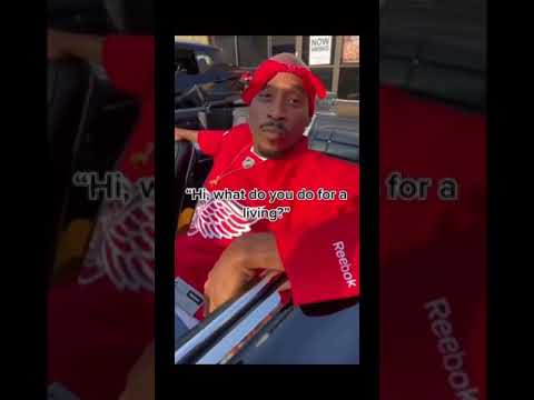 He asked Tupac what he does for a living👀💀