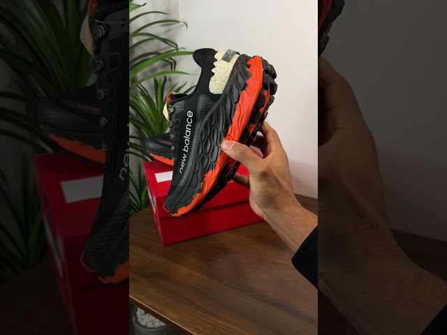 New Balance Fresh Foam X More Trail v3 Black Cayenne