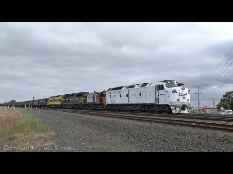 SSR Grain Train With Four Diesel Locomotives: CLP12 852 C501 CLF1 (7/2/2023) - PoathTV Railways