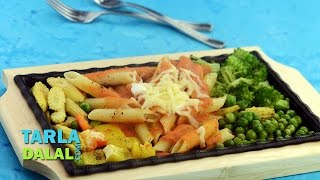 Pasta and Vegetable Sizzler in Tomato Sauce by Tarla Dalal
