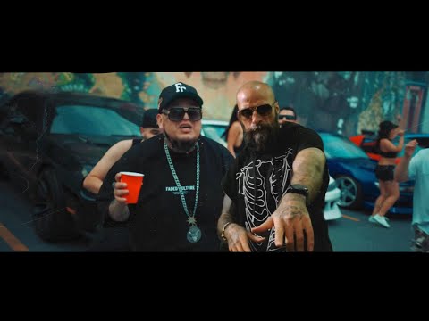 Cartel De Santa x Dharius x Lefty SM x Millonario - Volando (Video Oficial)