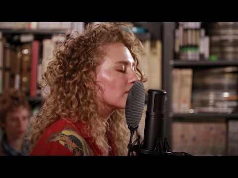 Kat Cunning - Between the Bars - 10/14/2019 - Paste Studio NYC - New York, NY