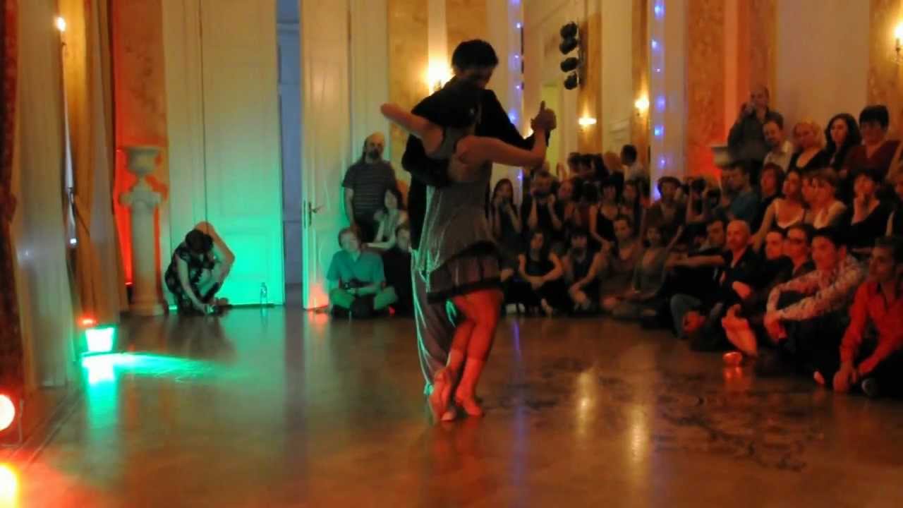Dana Frigoli y Adrian Ferreyra at the opening of the festival "Nevskaya milonga 2012"