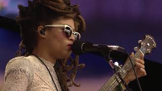 Valerie June - Man Done Wrong  (Live at Farm Aid 2017)