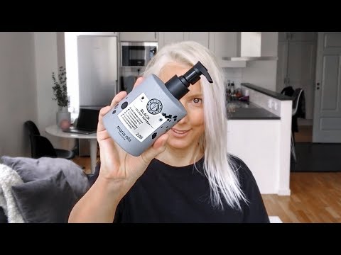 DARK ROOTS WITH MARIA NILA COLOUR REFRESH BLACK IN BLOND HAIR