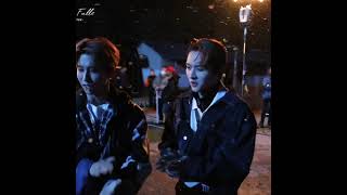 Download lagu Stray Kids celebrating Lee Know's birthday mp3