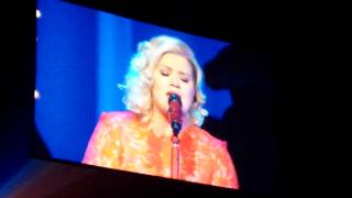 Kelly Clarkson "Hard Candy Christmas"