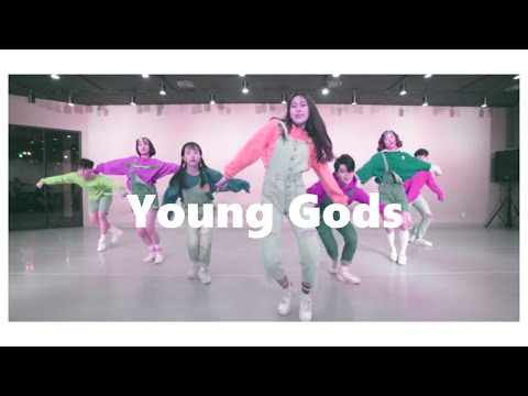 Total Ape - Young Gods / Jane Kim Choreography