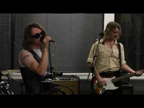 95bFM Friday Live: The Cavemen - Mentally Ill