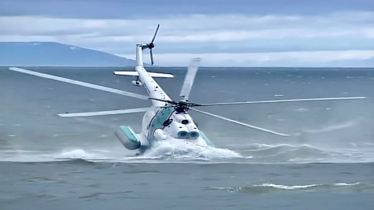 Helicopter Pilot Loses Control