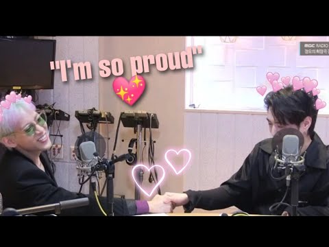 [ENGSUB] Bambam 뱀뱀  and Yugyeom 유겸 complimenting each other while holding hands for 2 mins straight