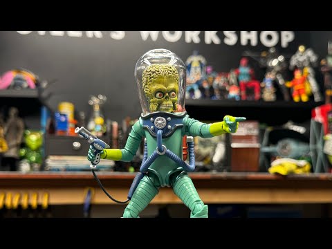 Unboxing & Review | Mars Attacks Alien Figure by Super7