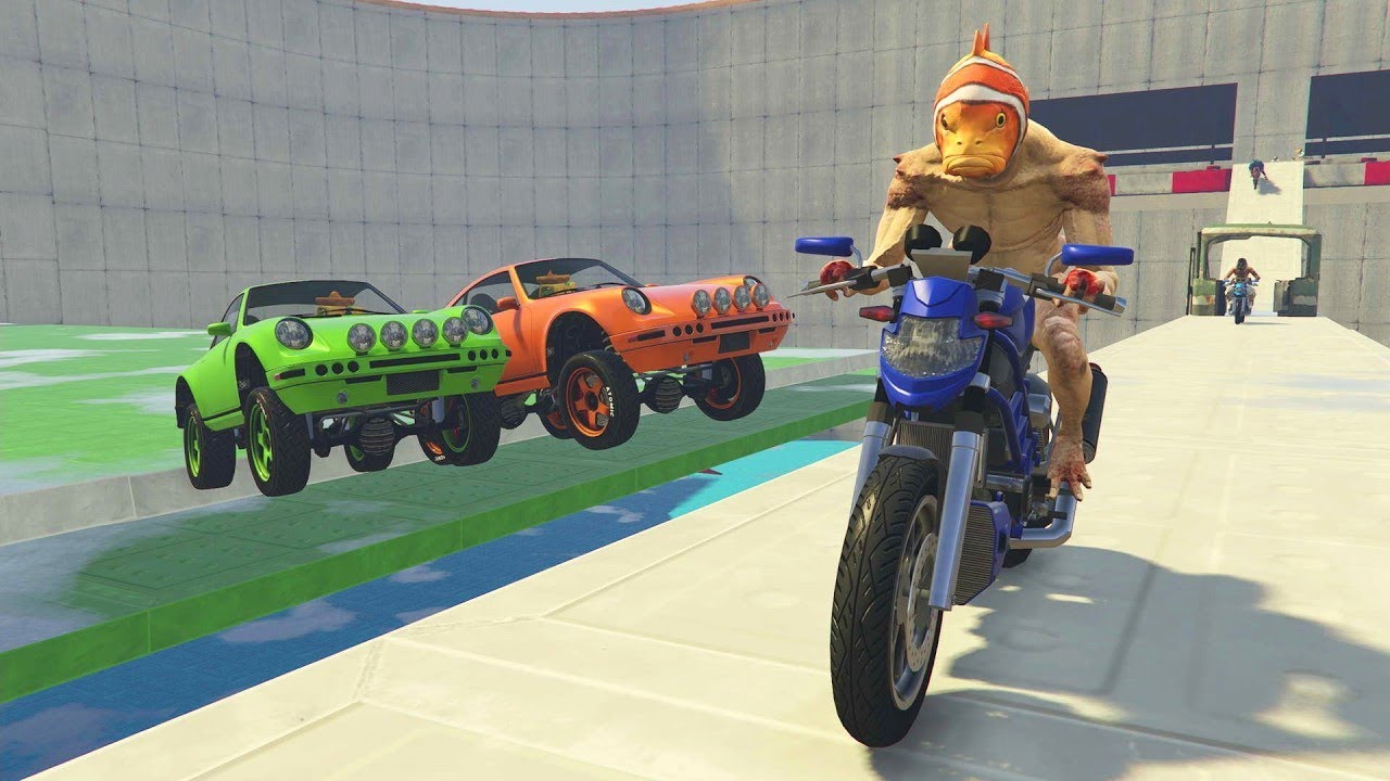 CORRE O TE ATROPELLO EN MOTO! UN PESCADO!! - GTA 5 ONLINE