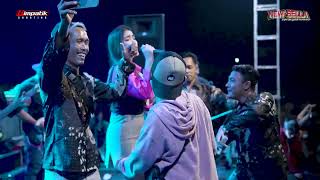 Download lagu Kalih Welasku - Lara Silvi - New Bella ft Ramayana Audio - Pesta Wedding Firman & Gita mp3 Download lagu Kalih Welasku - Lara Silvi - New Bella ft Ramayana Audio - Pesta Wedding Firman & Gita mp3