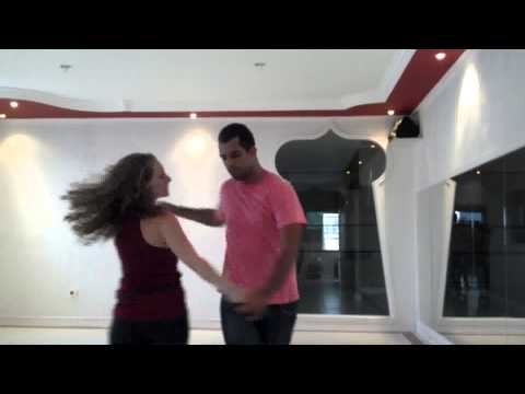 Rogerio e Cris, zouk no studio dance over.