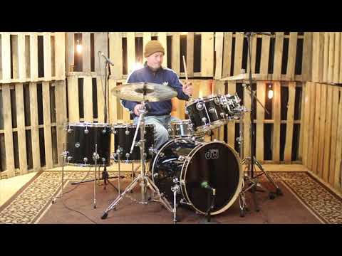 DW Performance Black Mirra Drum Set - 22,10,12,14,16