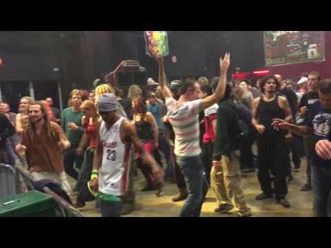 Chalice Soundsystem play Murray Man - Rally Round@Roots & Culture (15-10-2016)
