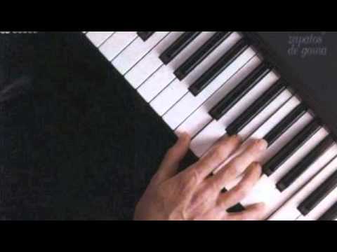 No Te Mueras En Mi Casa video