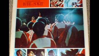 Audio: Do Yourself a Favor: The B. Z. Choir of Chicago