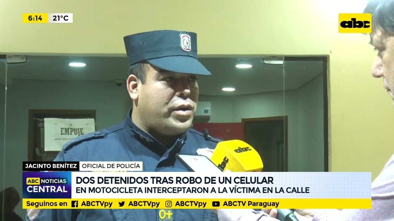 Dos detenidos tras robo de un celular