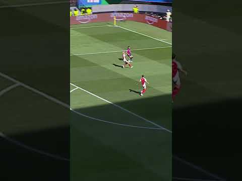 LEAH WILLIAMSON. WORLD CLASS. ✨ #football #arsenal #awfc #uwcl