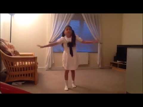 Strekoza i muravey - ispolnyaet  Mariam Grebenyuk (RUBRIC Bristol)