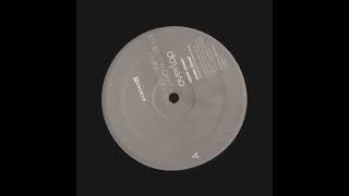 Todd Sines - Come Closer (feat.  Natacha Labelle)