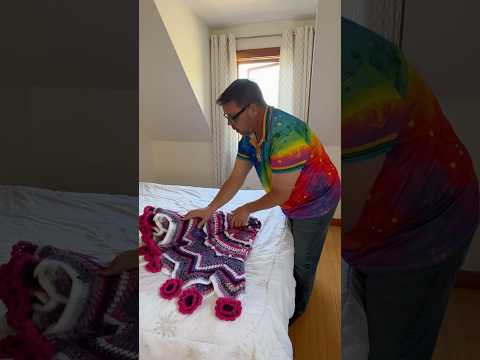 Intro Crochet Study of Complicated Flower Bouquet Blanket