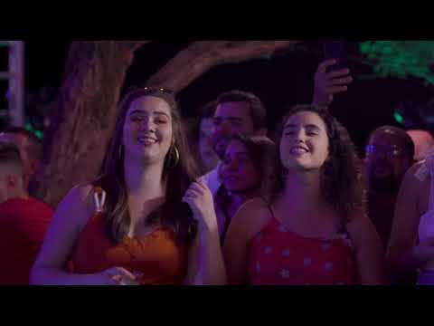 Leandro e Romário- Pot-Pourri:Ela é Demais/Nos Bares da cidade/Fica Comigo/Programa Final de semana