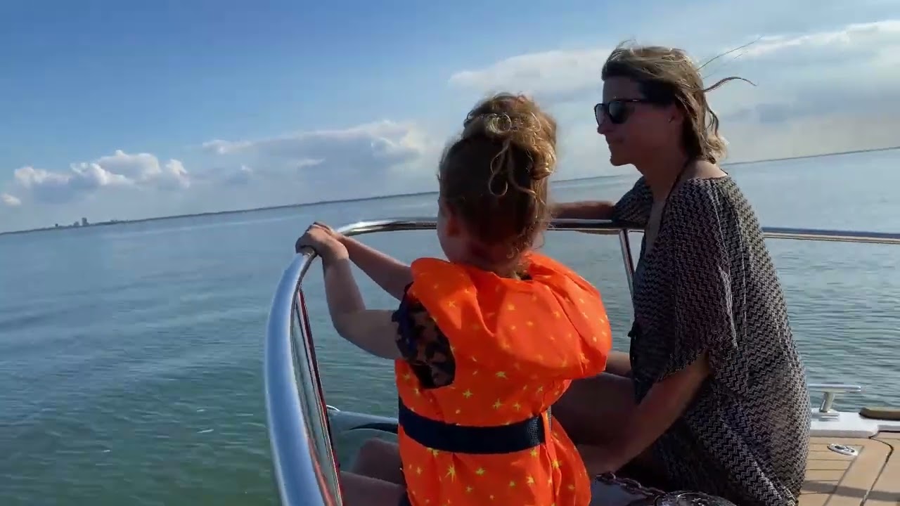 Interboat Intender 950 Cabin