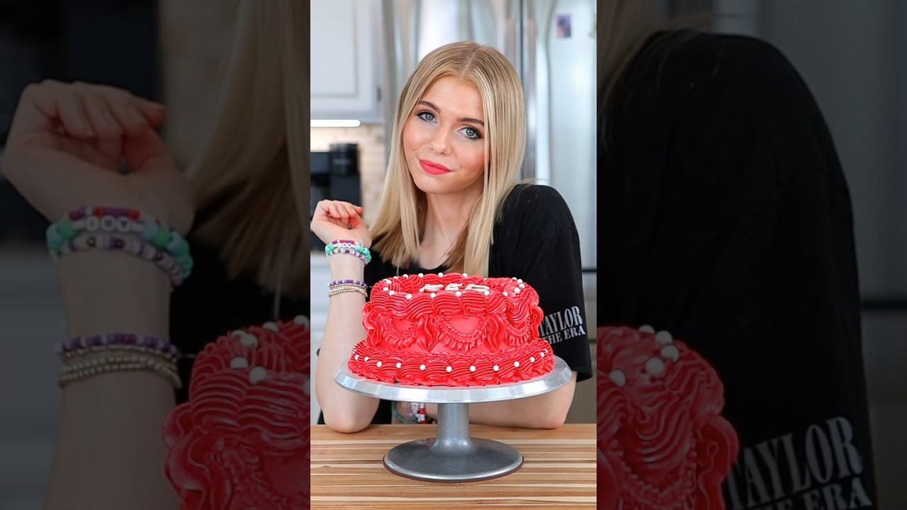 Taylor Swift Red Cake ❤️